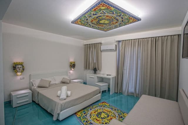 Exclusive Triple Room