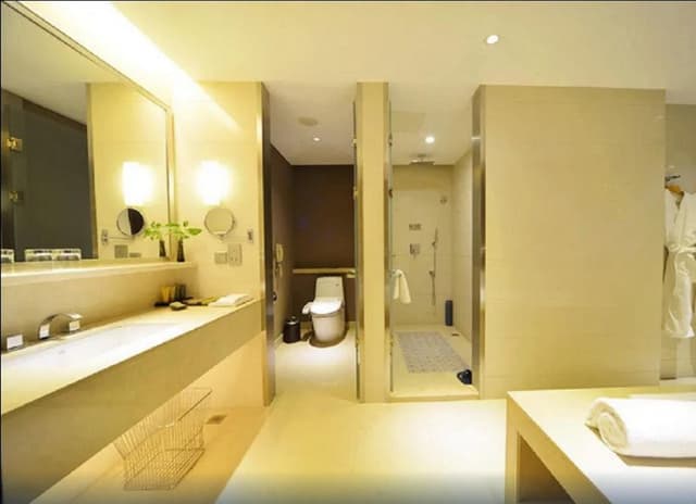 WH - Deluxe Bed Room