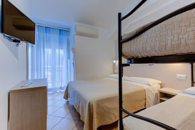 Economy Quadruple Room, Balcony