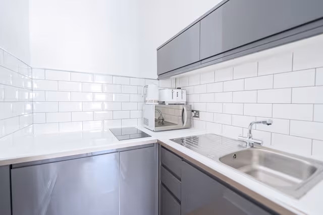 Apartment, Multiple Beds