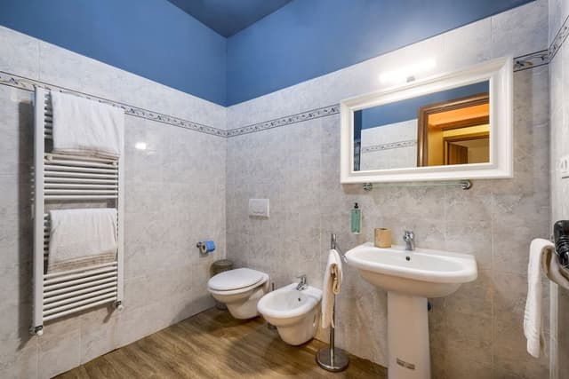 Queen Room with Balcony