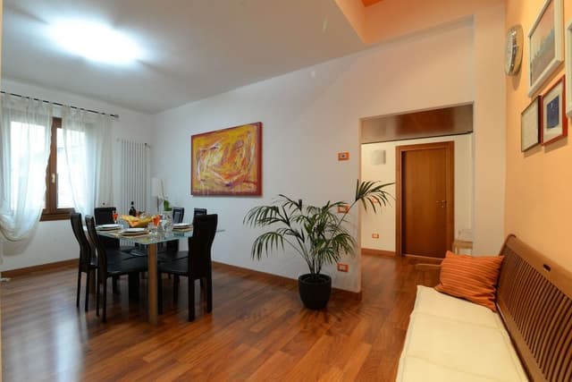 Deluxe Apartment (up to 4 people)