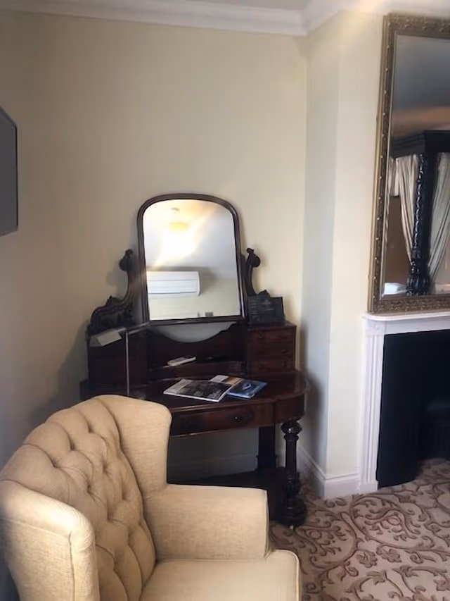Deluxe Double Room, Ensuite (With 4 Poster Bed)