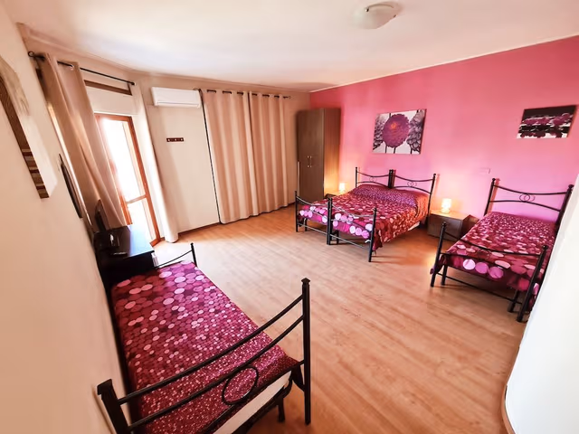 Comfort Quadruple Room, Ensuite