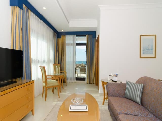 One Bedroom- City View