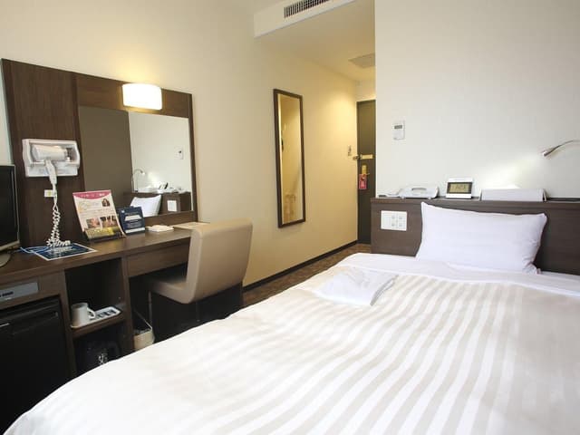 Single Room - Non-Smoking