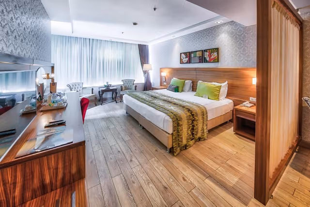 Corner Double Room
