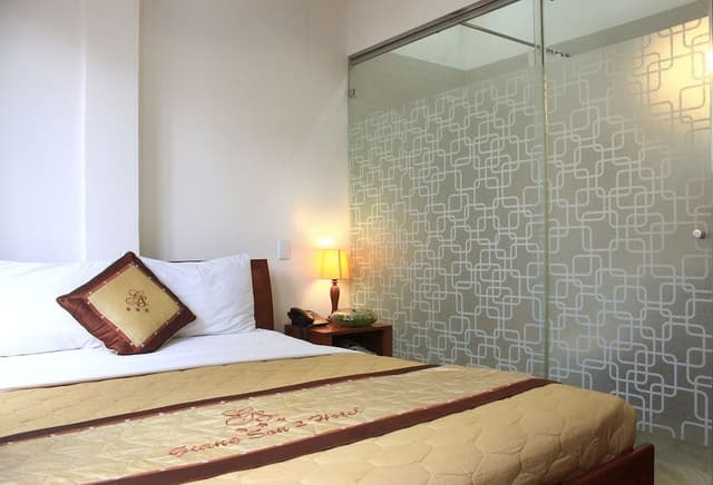 Deluxe Double Room, 1 Queen Bed, City View
