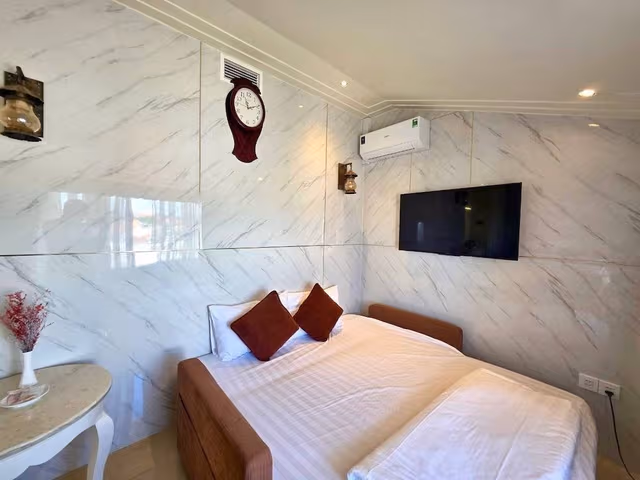 Suite Quadruple Room