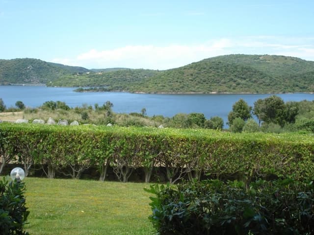 Deluxe Double Room with Lake View