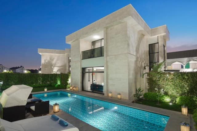 Granada Villa with Private Pool