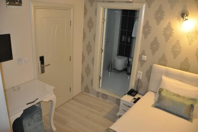 Single Room