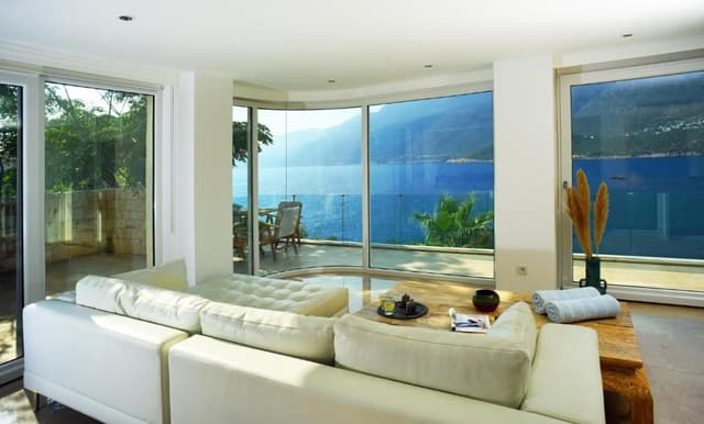 The Pool Houese