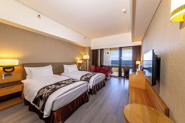 Superior Twin Room (Sea View)