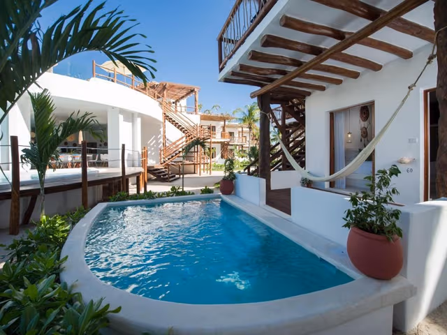 Junior Suite with Private Pool (2 adults+1child)
