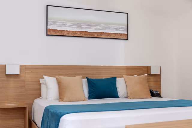 Double Room with Partial Sea View