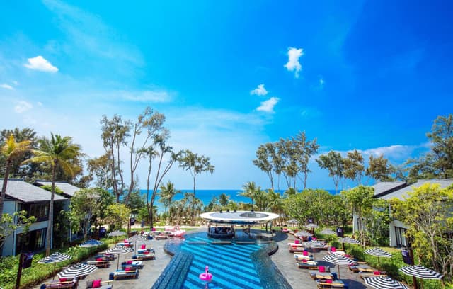 5BR Beachfront Pool Villa