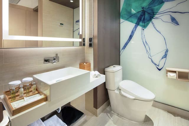 TWIN GUEST ROOM HIGH FLOOR
