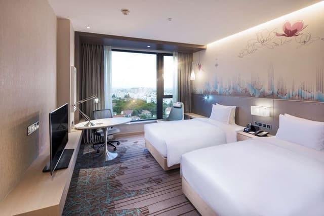 TWIN GUEST ROOM HIGH FLOOR