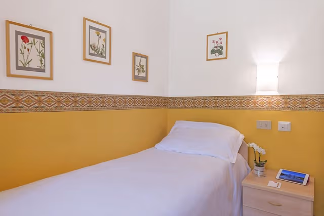 Standard Single Room