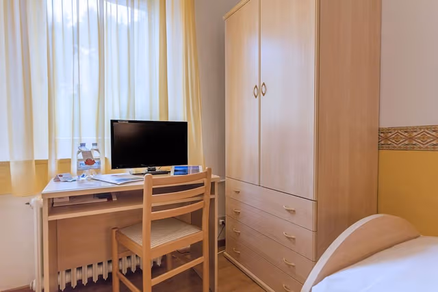 Standard Single Room