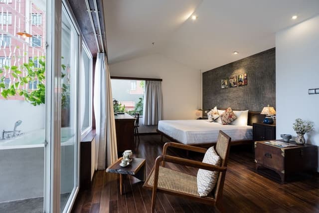 Saigon Signature Balcony