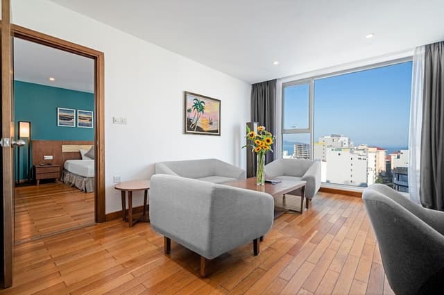 Suite Room - Sea View or City View