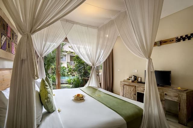 Deluxe Double or Twin Room with Balcony and Daily Afternoon Tea