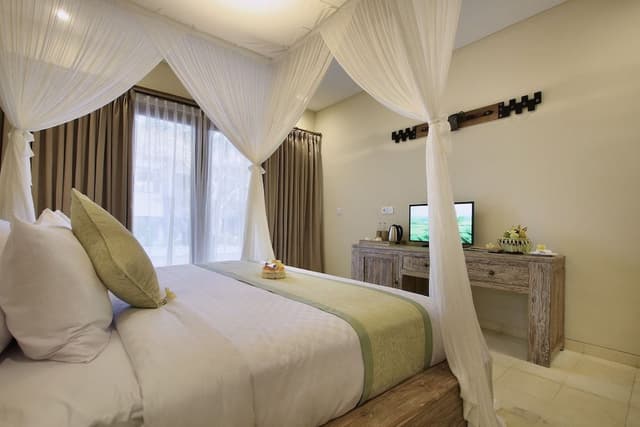 Deluxe Double or Twin Room with Balcony and Daily Afternoon Tea