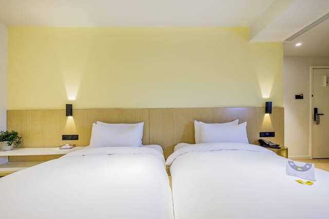 Elite Twin Room
