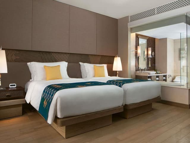 Classic Twin Room, 2 Twin Beds, Pool View