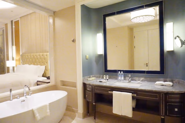 Superior Room, 2 Twin Beds, Club Lounge Access