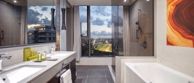 CORNER ROOM WITH SEA VIEW