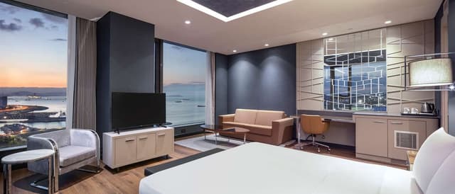 CORNER ROOM WITH SEA VIEW