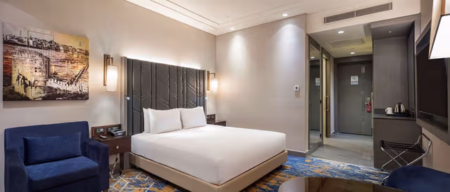 KING EXECUTIVE ROOM WITH SEA VIEW