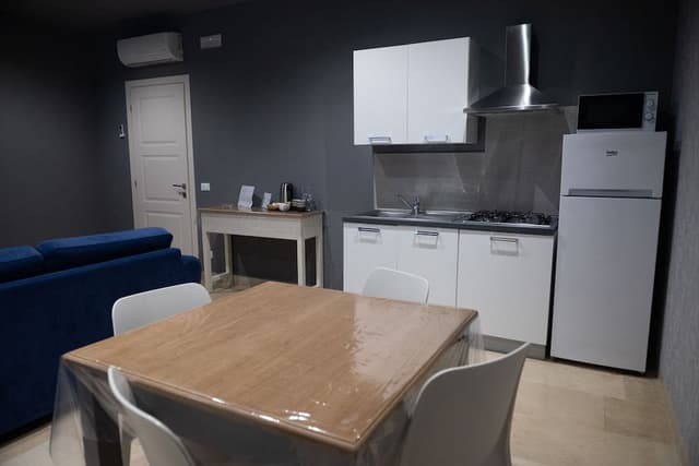 Deluxe Suite, 1 Bedroom, Non Smoking, City View