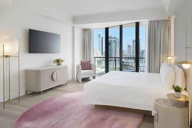 Suite, 1 Bedroom, City View (Balcony)