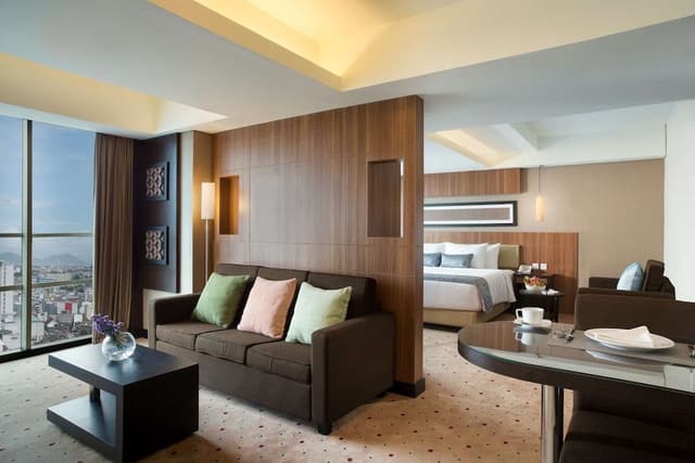 Junior Suite, 1 Double Bed, Non Smoking, City View