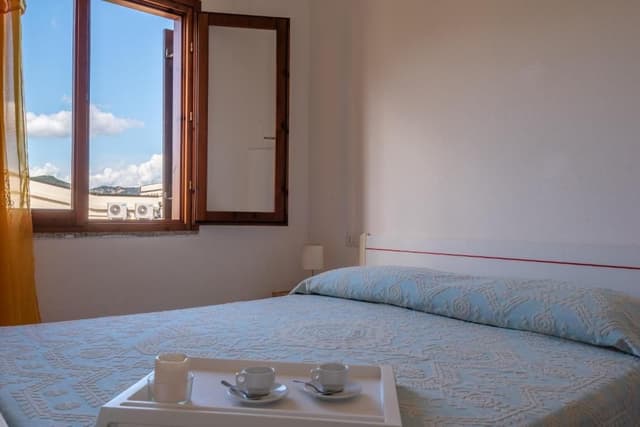 Two-Bedroom Apartment (5 Adults)