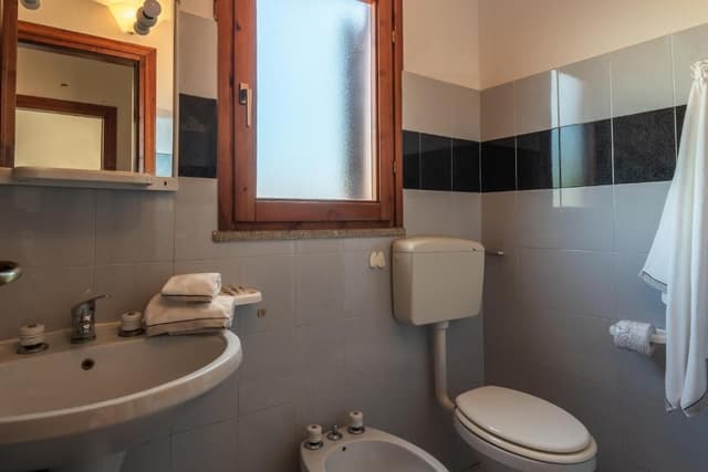 Two-Bedroom Apartment (5 Adults)
