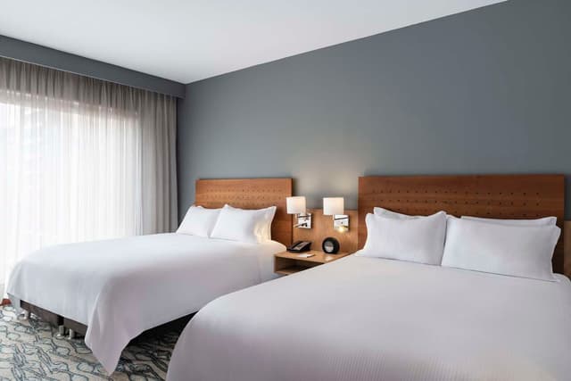 2 DOUBLE BEDS JUNIOR SUITE