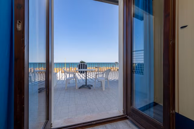 Standard Quadruple Room, Sea View
