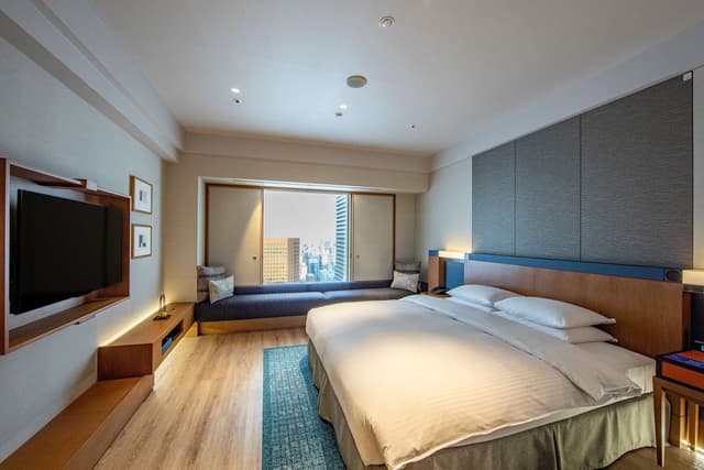 King Executive Suite