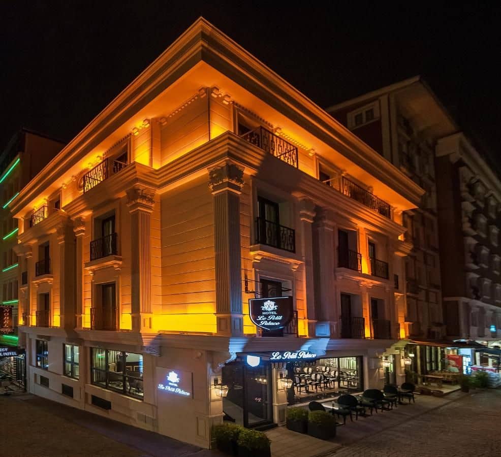 Le Petit Palace Hotel Le Petit Palace Hotel