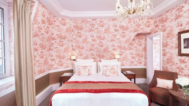 Prestige Room