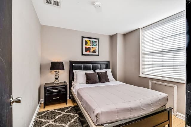 Premium Apartment, 2 Bedrooms, City View (2 Queen Beds & 1 Futon)