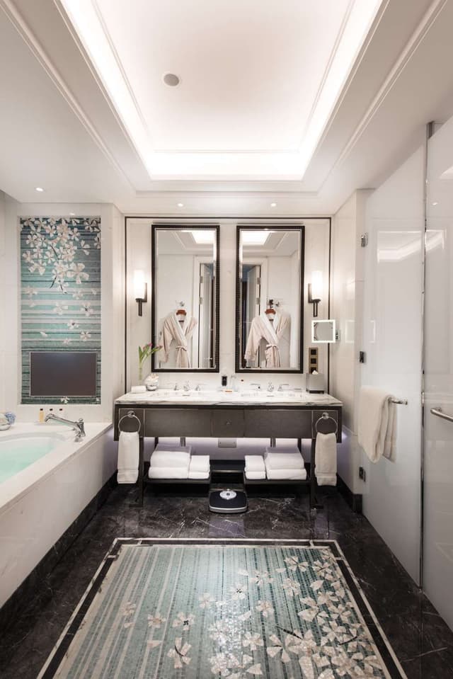 2 QUEEN SKYLINE CITY VIEW ROOM