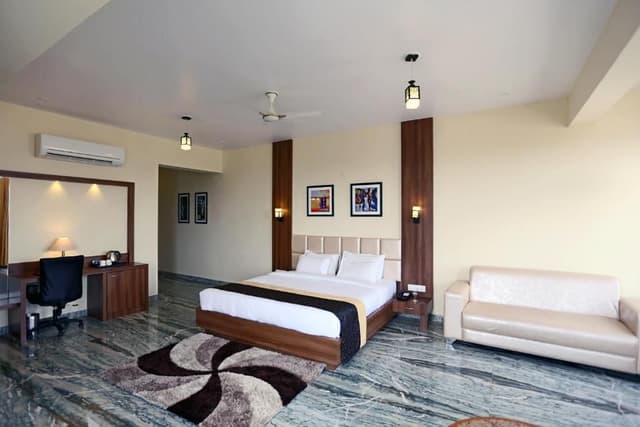Superior Double Room with Lake View