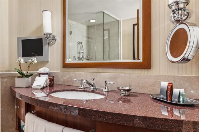 One Bedroom Corner Suite