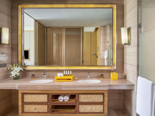 Luxury Room, 1 King Bed, Ocean View